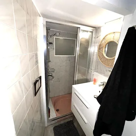 Appartamento In Montmartre Parigi